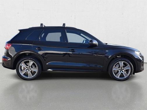 2025 Audi Q5 45 S line Premium