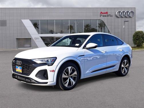 2024 Audi Q8 e-tron Premium