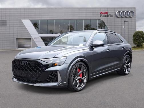 2025 Audi RS Q8 4.0T
