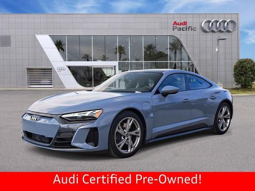 Kemora Gray Metallic 2023 Audi e-tron GT Premium Plus quattro