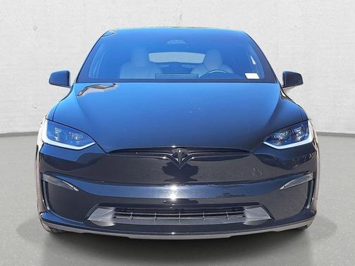 2023 Tesla Model X Standard Range