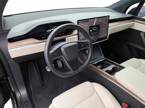 2023 Tesla Model X Standard Range