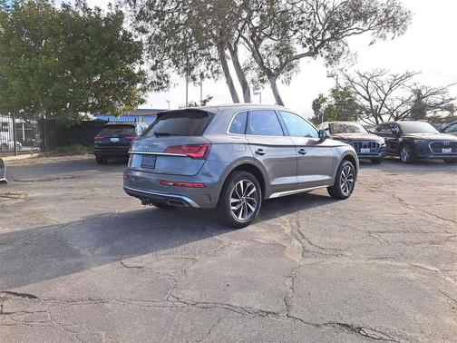 2023 Audi Q5 45 S line Premium Plus