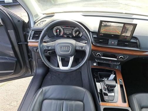 2023 Audi Q5 45 S line Premium Plus