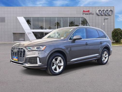 Samurai Gray Metallic 2022 Audi Q7 45 Premium Plus