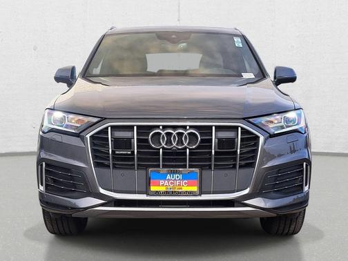 Samurai Gray Metallic 2022 Audi Q7 45 Premium Plus