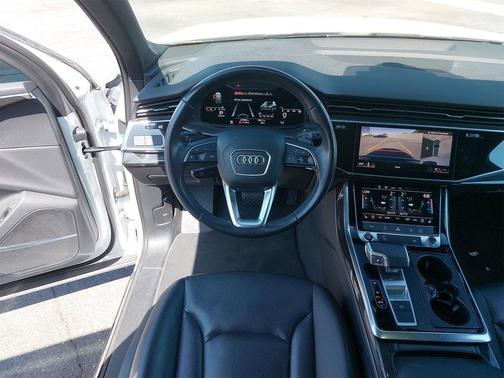 2021 Audi Q7 45 Premium Plus