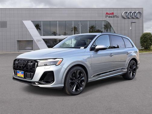 2026 Audi Q7 55 Premium Plus