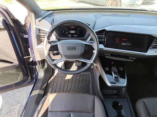 2024 Audi Q4 e-tron Premium Plus 50 quattro