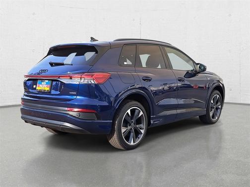 2024 Audi Q4 e-tron Premium Plus 50 quattro