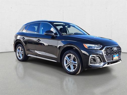2022 Audi Q5 e 55 S line Premium Plus