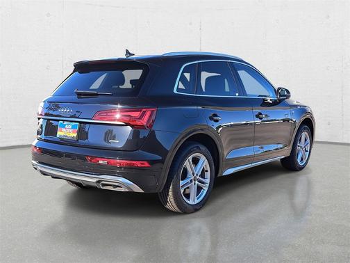 2022 Audi Q5 e 55 S line Premium Plus