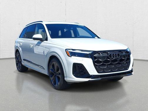 Glacier White Metallic 2026 Audi Q7 55 Premium Plus