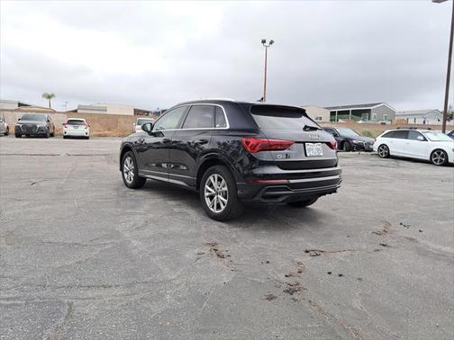 2024 Audi Q3 Premium 45 TFSI S line quattro Tiptronic