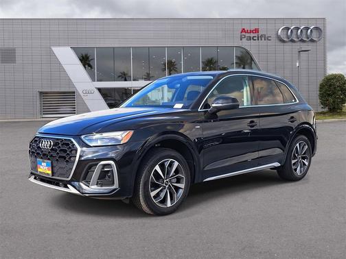 2022 Audi Q5 45 S line Premium Plus