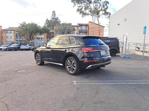 2022 Audi Q5 45 S line Premium Plus