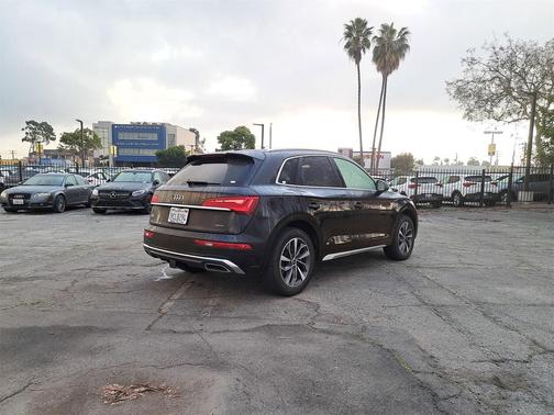 2022 Audi Q5 45 S line Premium Plus