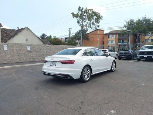2023 Audi A4 45 S line Premium Plus
