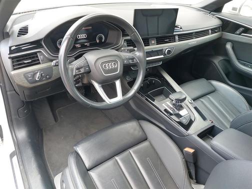 2023 Audi A4 45 S line Premium Plus
