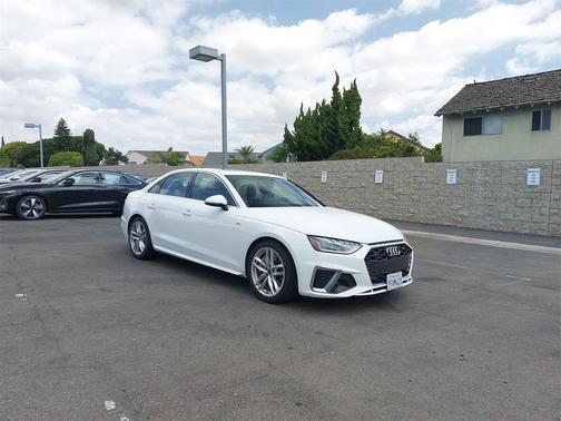 2023 Audi A4 45 S line Premium Plus