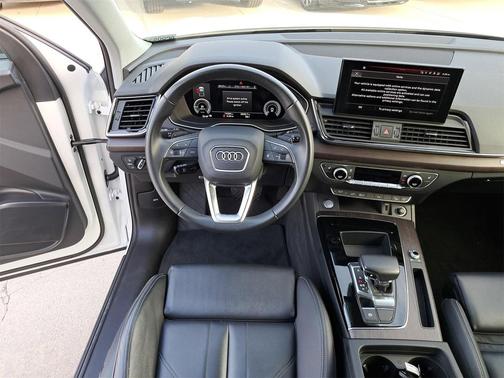 2023 Audi Q5 e 55 S line Premium Plus