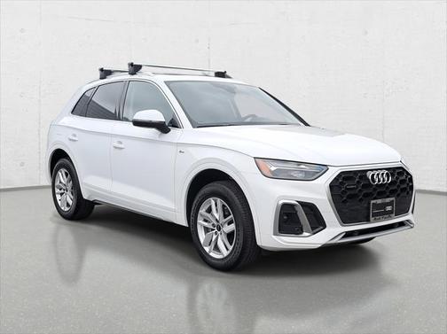 2024 Audi Q5 45 S line Premium