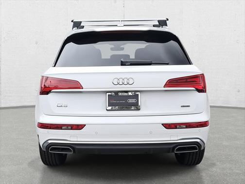 2024 Audi Q5 45 S line Premium