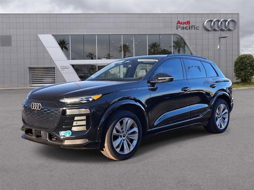 2025 Audi Q6 e-tron Premium