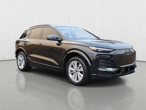 2025 Audi Q6 e-tron Premium