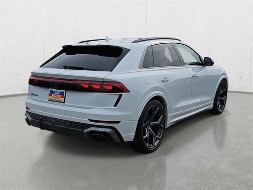 2026 Audi RS Q8 4.0T