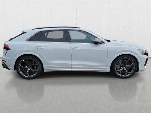 2026 Audi RS Q8 4.0T