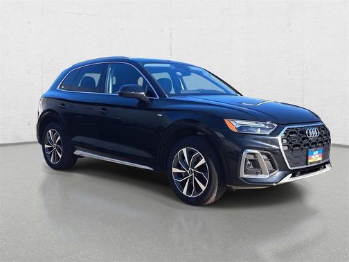 2023 Audi Q5 45 S line Premium Plus