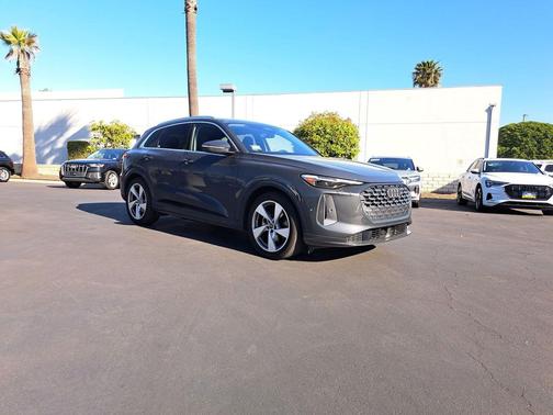 2025 Audi Q5 Prestige TFSI quattro S tronic