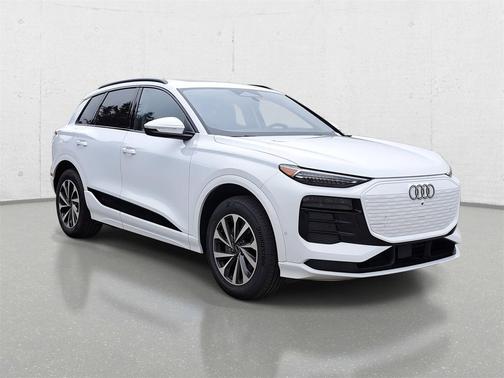 2025 Audi Q6 e-tron Premium Plus quattro