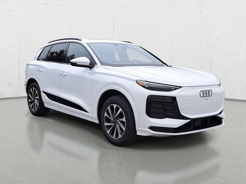 2025 Audi Q6 e-tron Premium Plus quattro