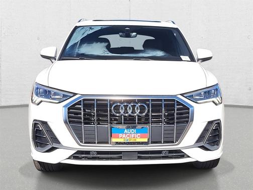 2023 Audi Q3 Premium 45 TFSI S line quattro Tiptronic