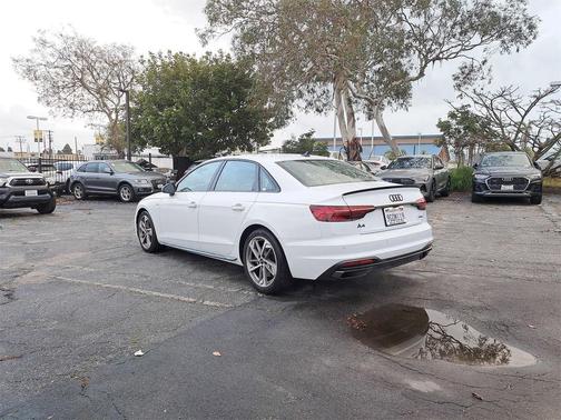 2023 Audi A4 45 S line Premium Plus