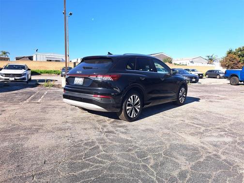 2023 Audi Q4 e-tron Premium 40 RWD