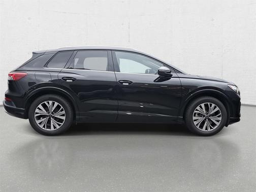 2023 Audi Q4 e-tron Premium 40 RWD