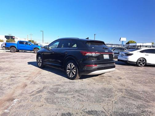 2023 Audi Q4 e-tron Premium 40 RWD