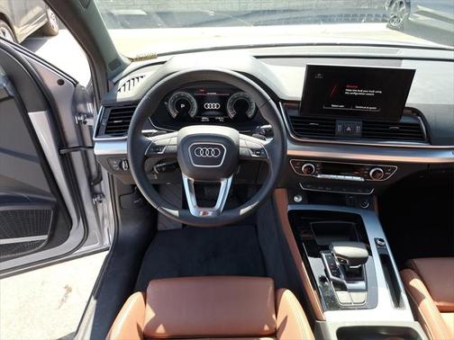 2025 Audi Q5 45 S line Premium Plus