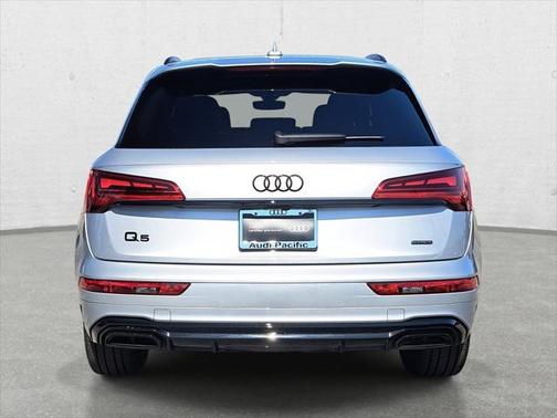 2025 Audi Q5 45 S line Premium Plus