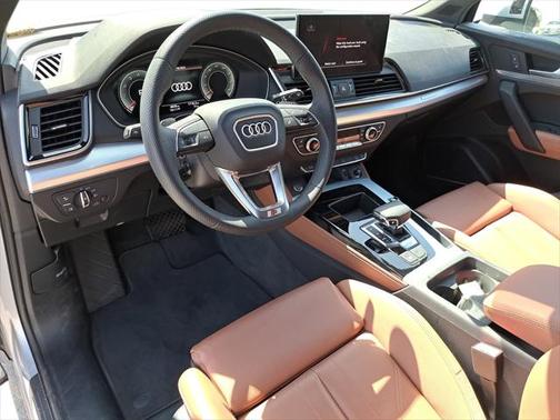 2025 Audi Q5 45 S line Premium Plus