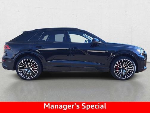 Mythos Black Metallic 2026 Audi SQ8 4.0T Prestige