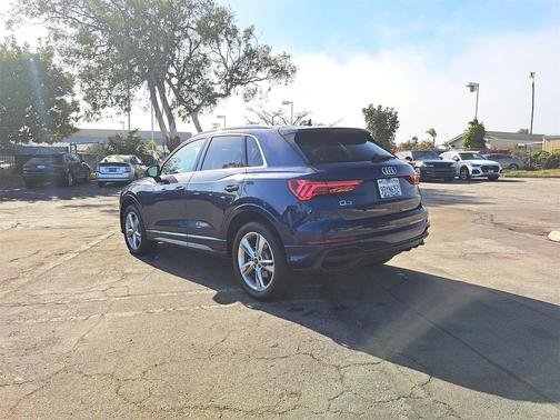 2023 Audi Q3 Premium 45 TFSI S line quattro Tiptronic