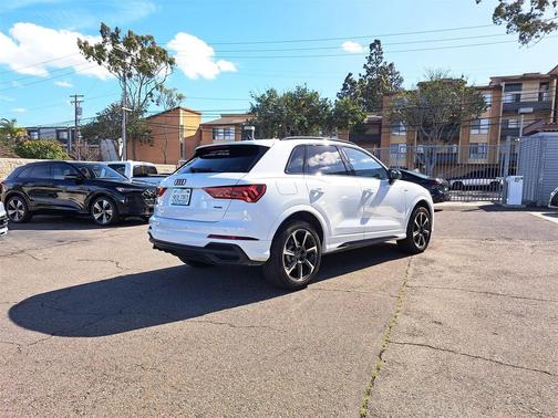 2025 Audi Q3 45 S line Premium Plus