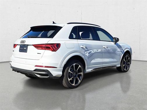 2025 Audi Q3 45 S line Premium Plus