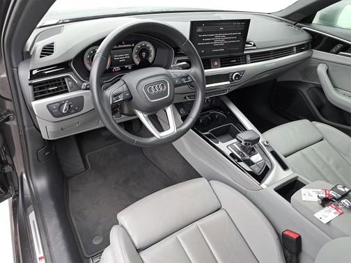 2022 Audi A4 45 S line Premium Plus