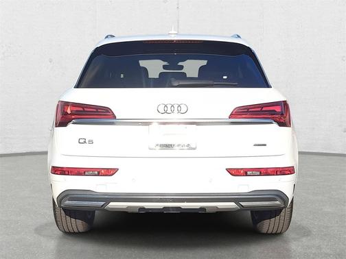 2023 Audi Q5 40 Premium