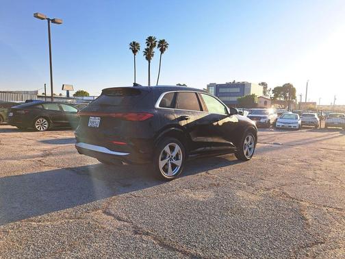 2025 Audi Q5 Prestige TFSI quattro S tronic